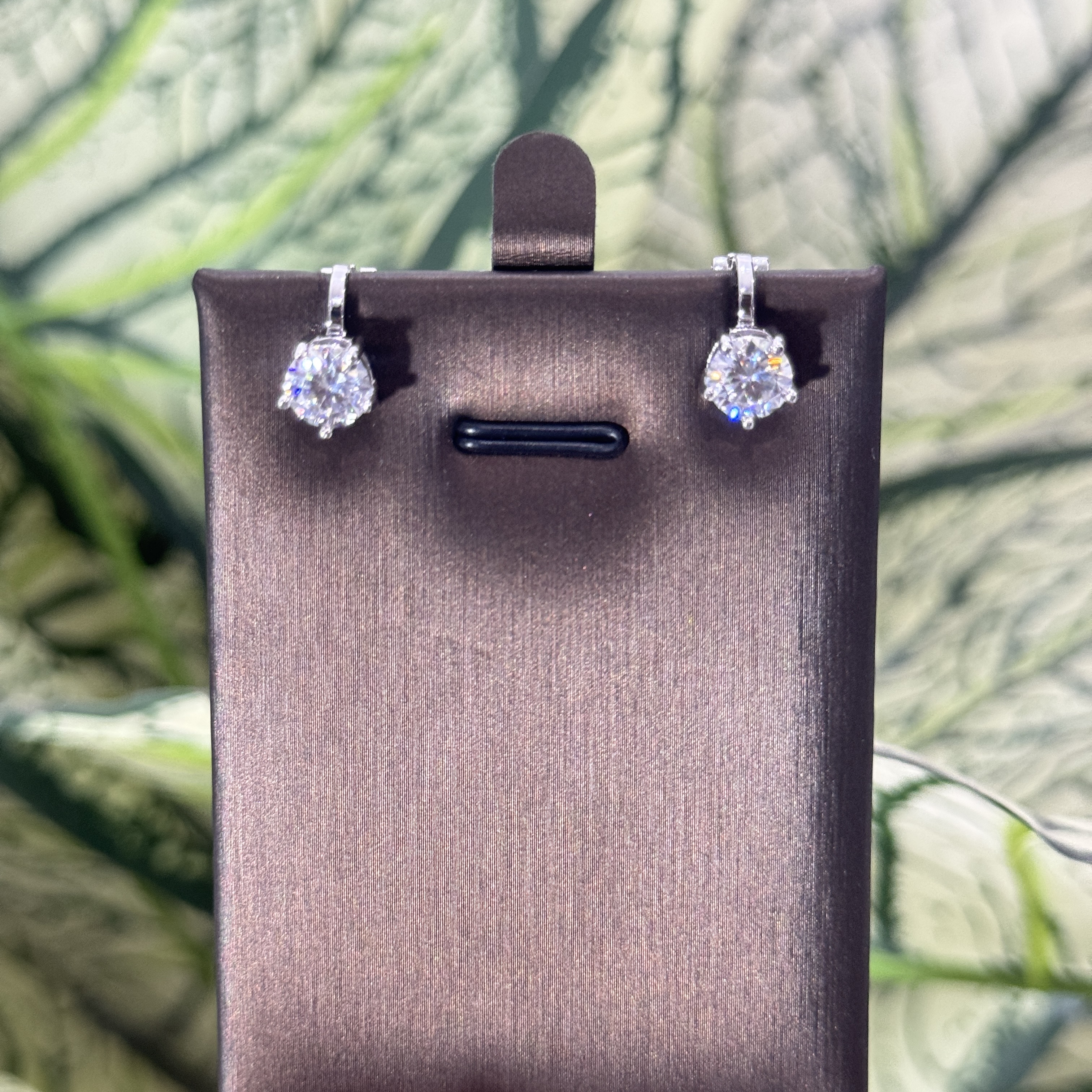 6.5-Pointer Clip Earrings