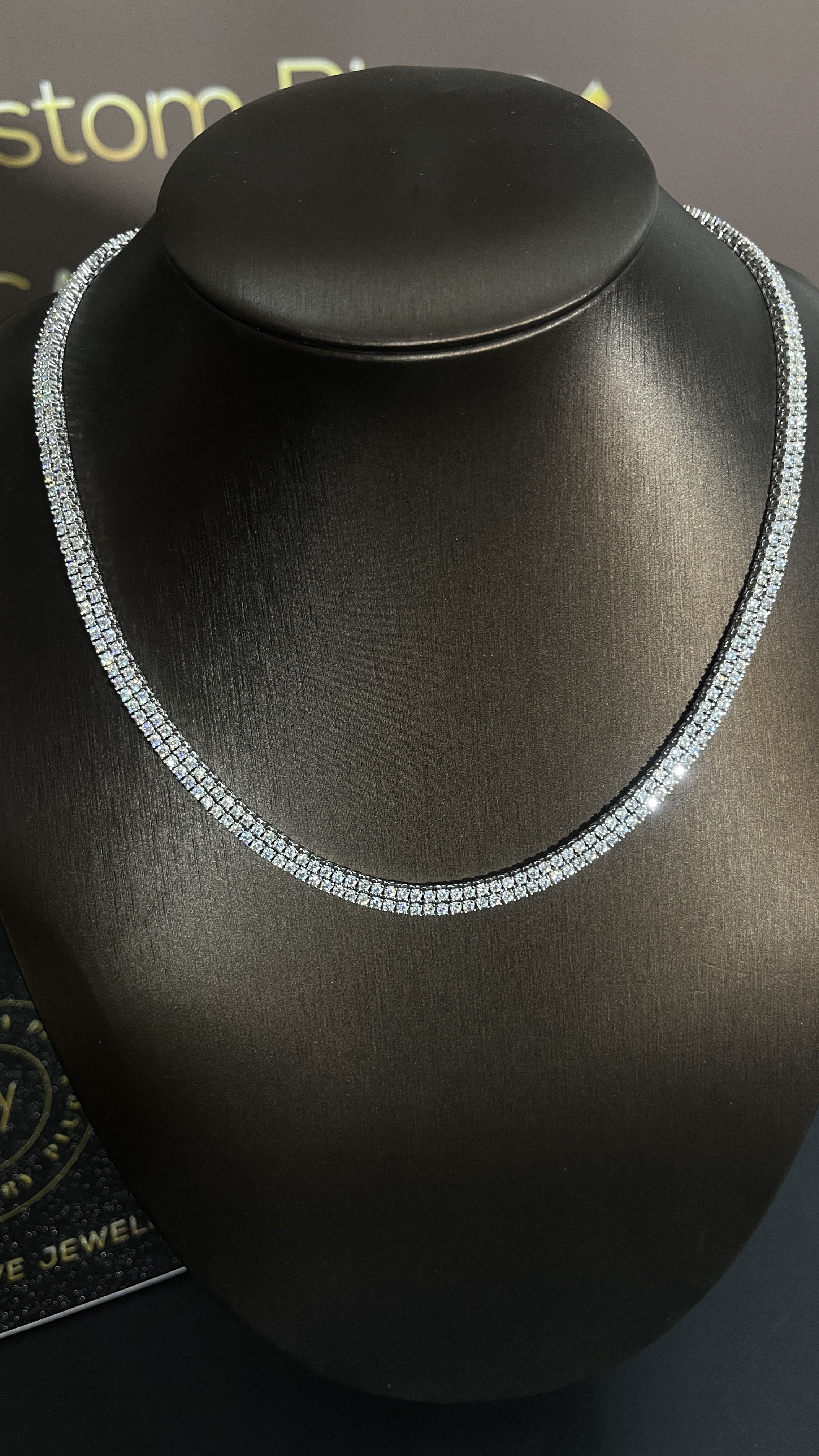 2.0-Pointer Tennis Necklace