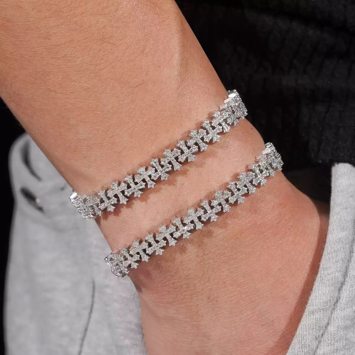 Cross Link Bracelet